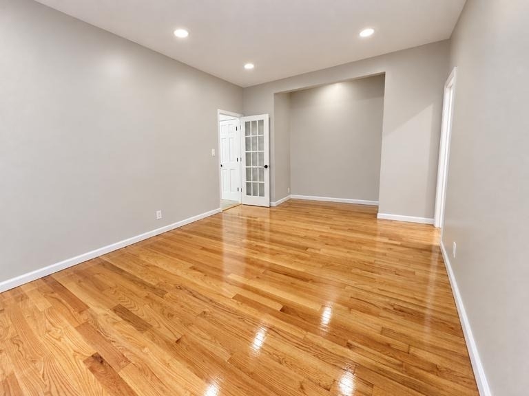 18-70 Himrod Street - Photo 9