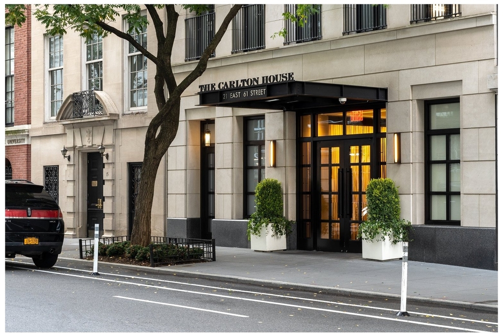 21 E 61st Street - Photo 14