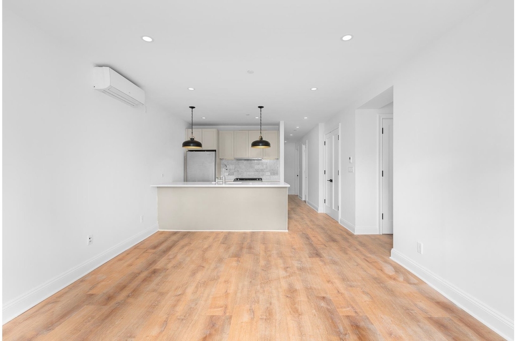 887 St Nicholas Avenue - Photo 2