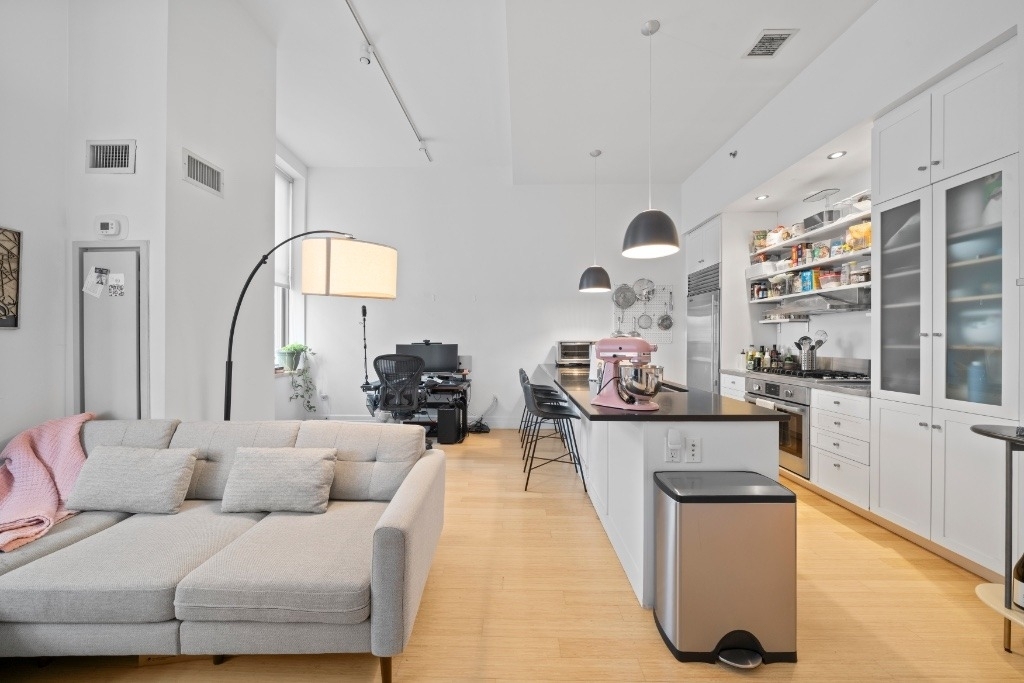 110 Livingston Street - Photo 3