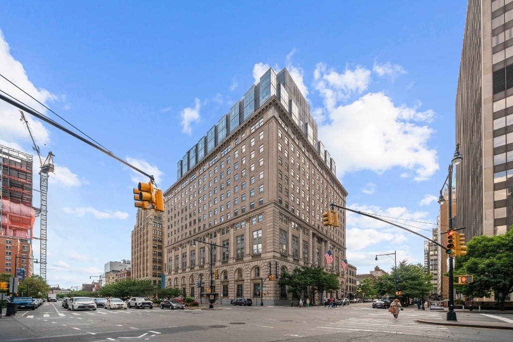110 Livingston Street - Photo 16