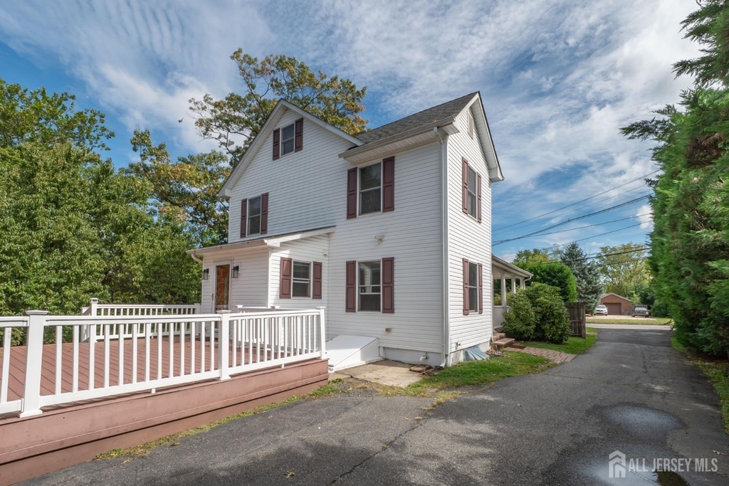 135 Summerhill Road - Photo 35