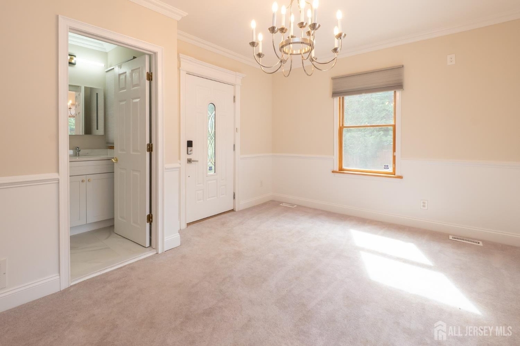 135 Summerhill Road - Photo 13