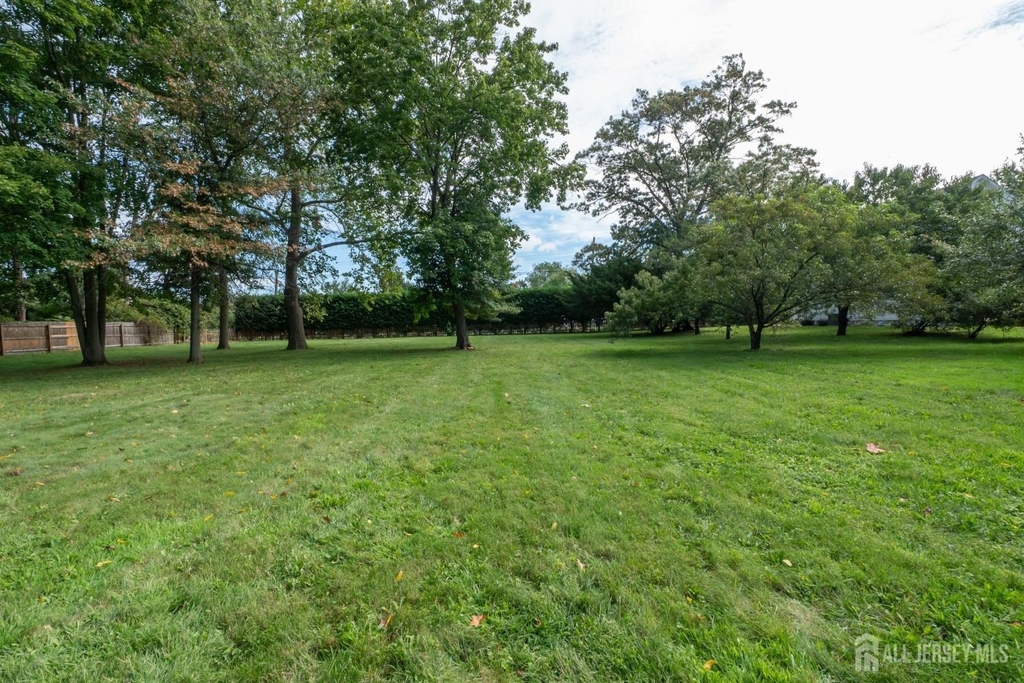 135 Summerhill Road - Photo 40