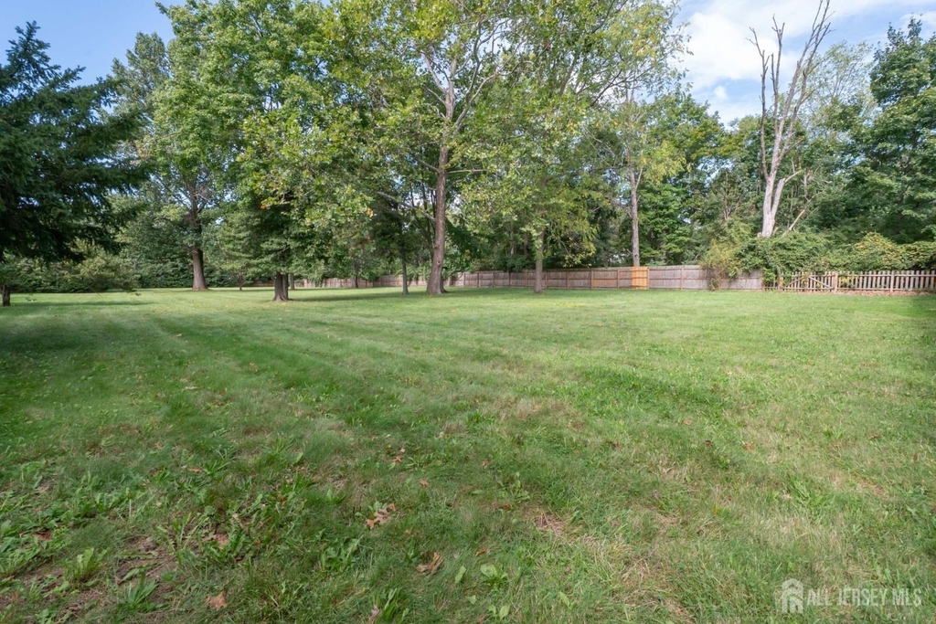 135 Summerhill Road - Photo 38