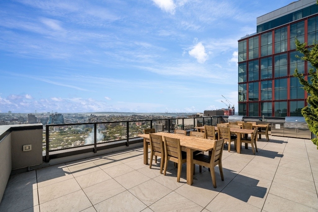 10 Nevins Street - Photo 15