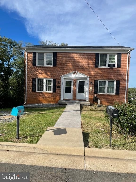 102 Steele Avenue - Photo 1