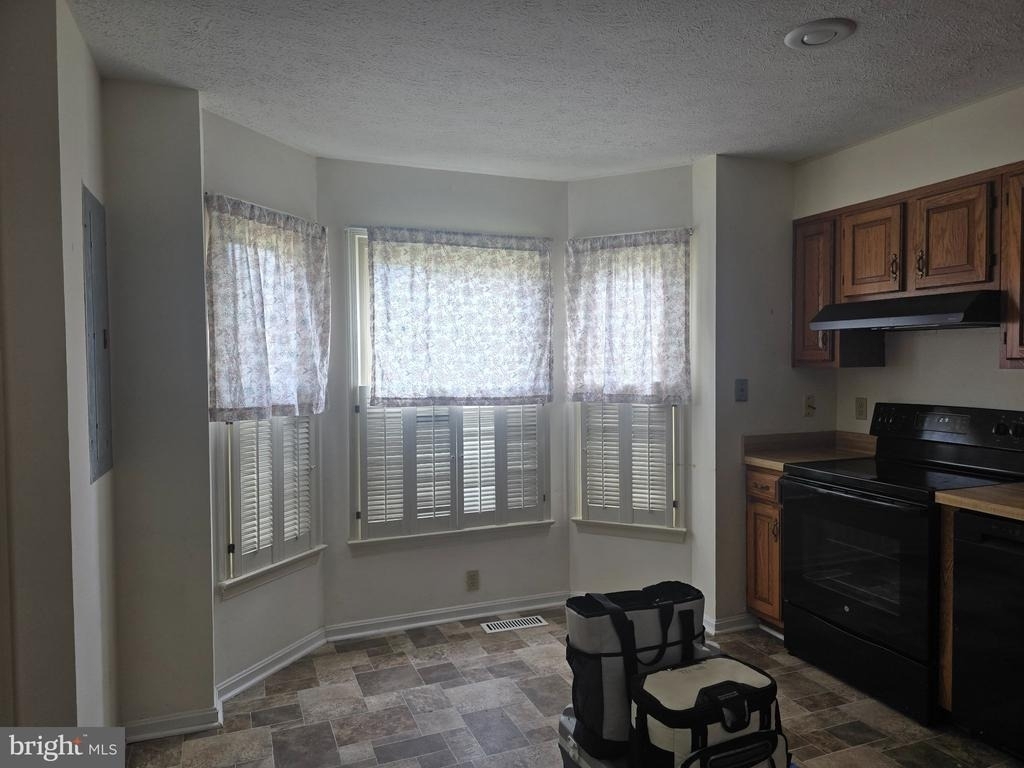 2069 Cidermill Lane - Photo 2