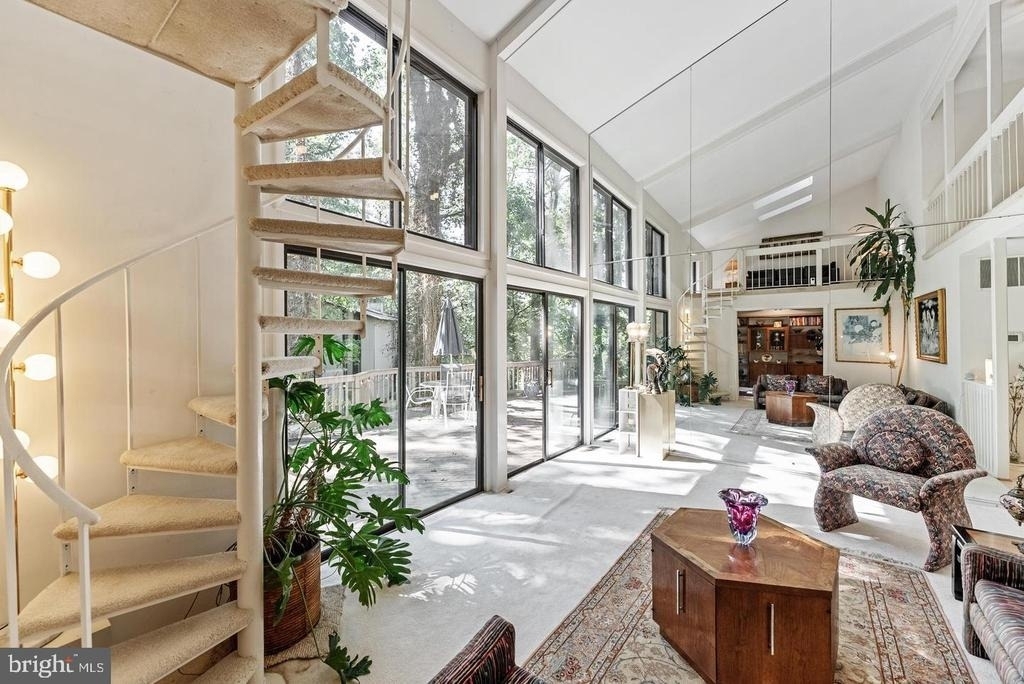 2609 Woodfern Court - Photo 8