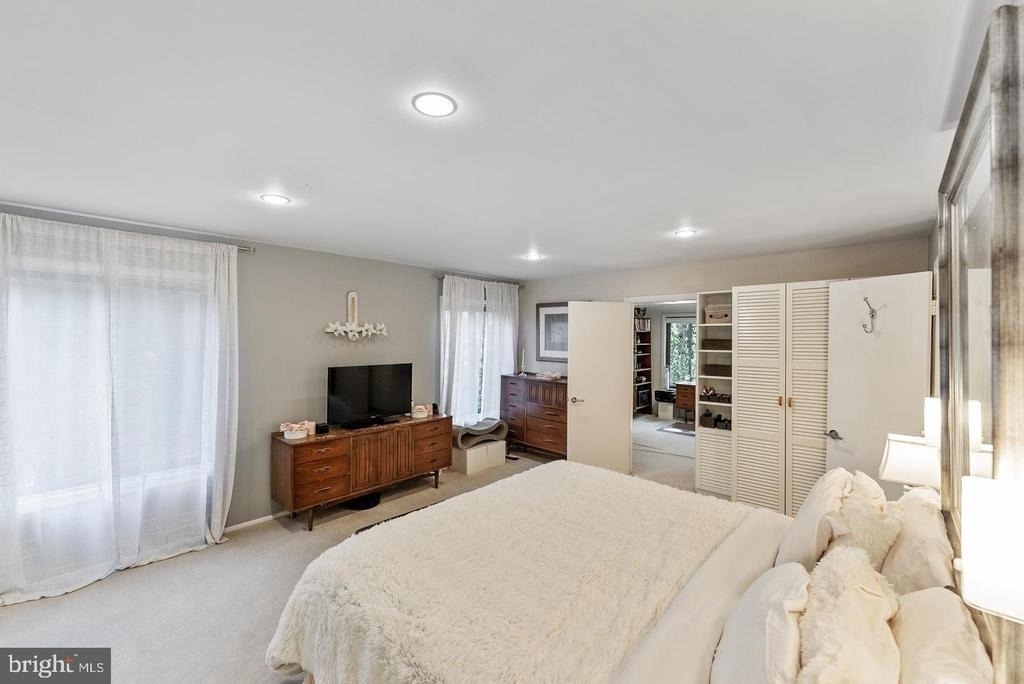 2609 Woodfern Court - Photo 21
