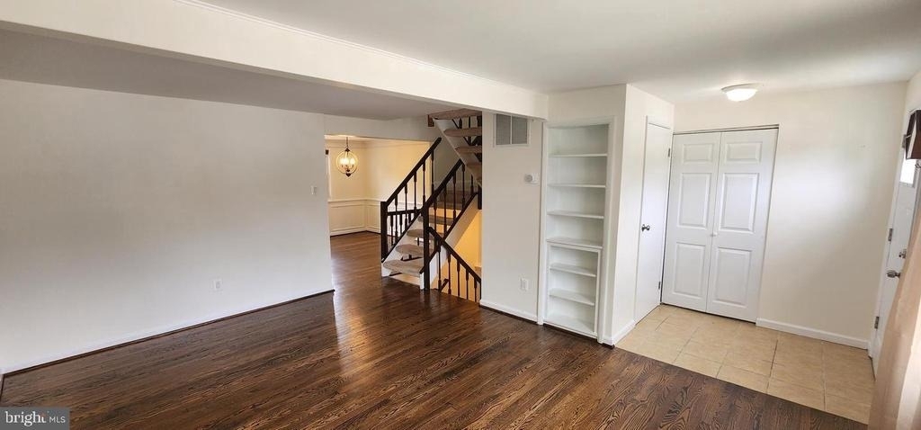 13592 Bentley Circle - Photo 3