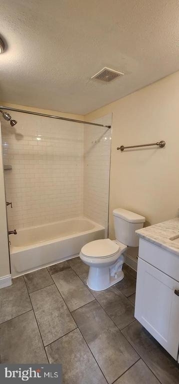 13592 Bentley Circle - Photo 11