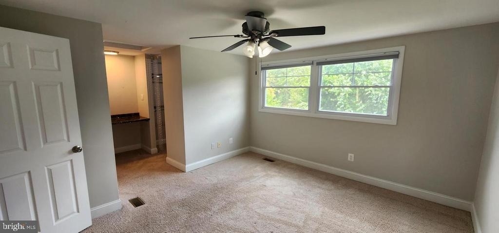 13592 Bentley Circle - Photo 8