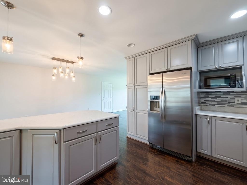 7108 Ordway Road - Photo 6