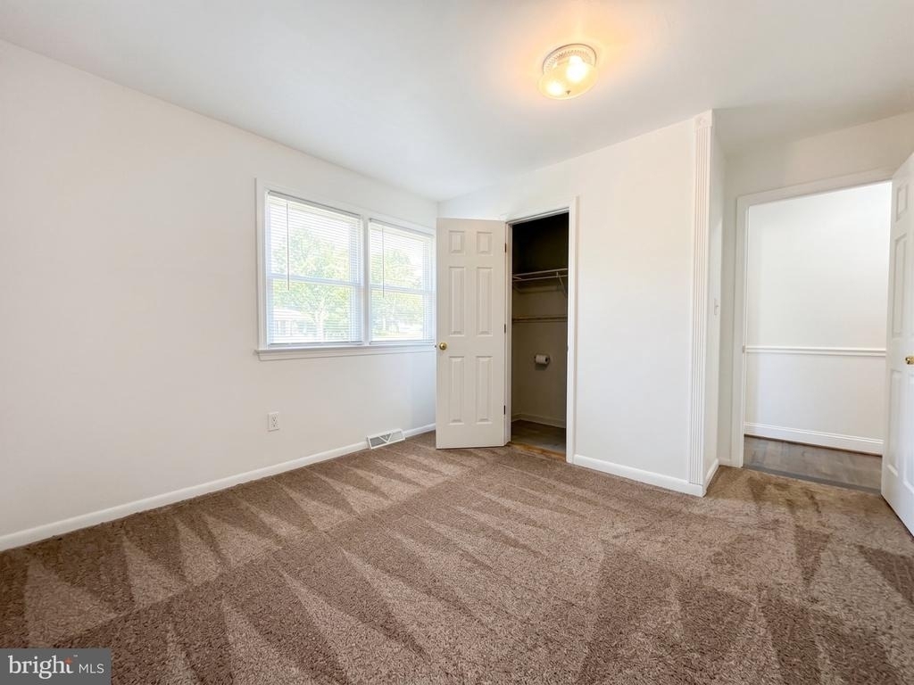 7108 Ordway Road - Photo 12