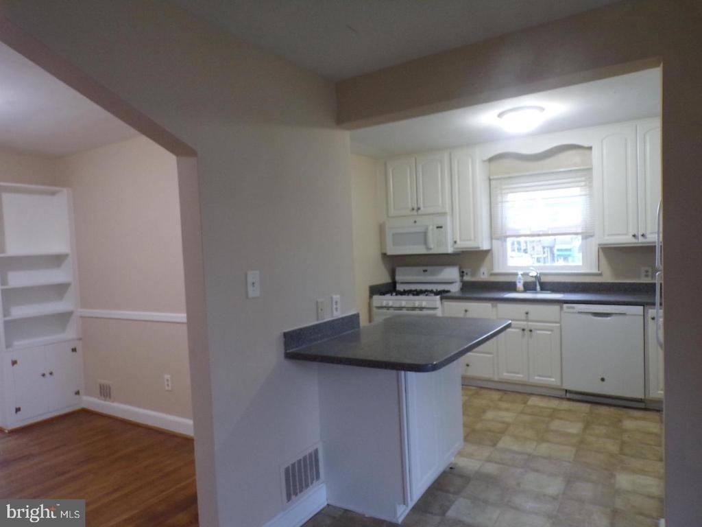 2853 Fairmont Street - Photo 10
