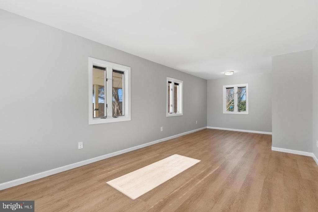 1813 Olmstead Drive - Photo 2