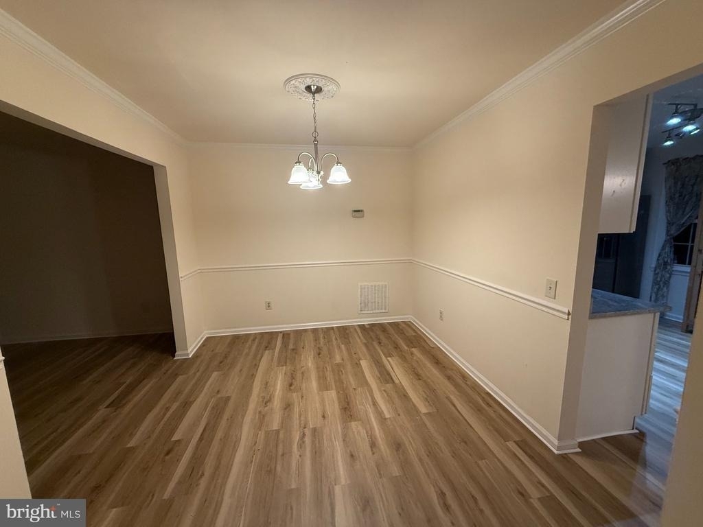 8915 Grandstaff Court - Photo 6