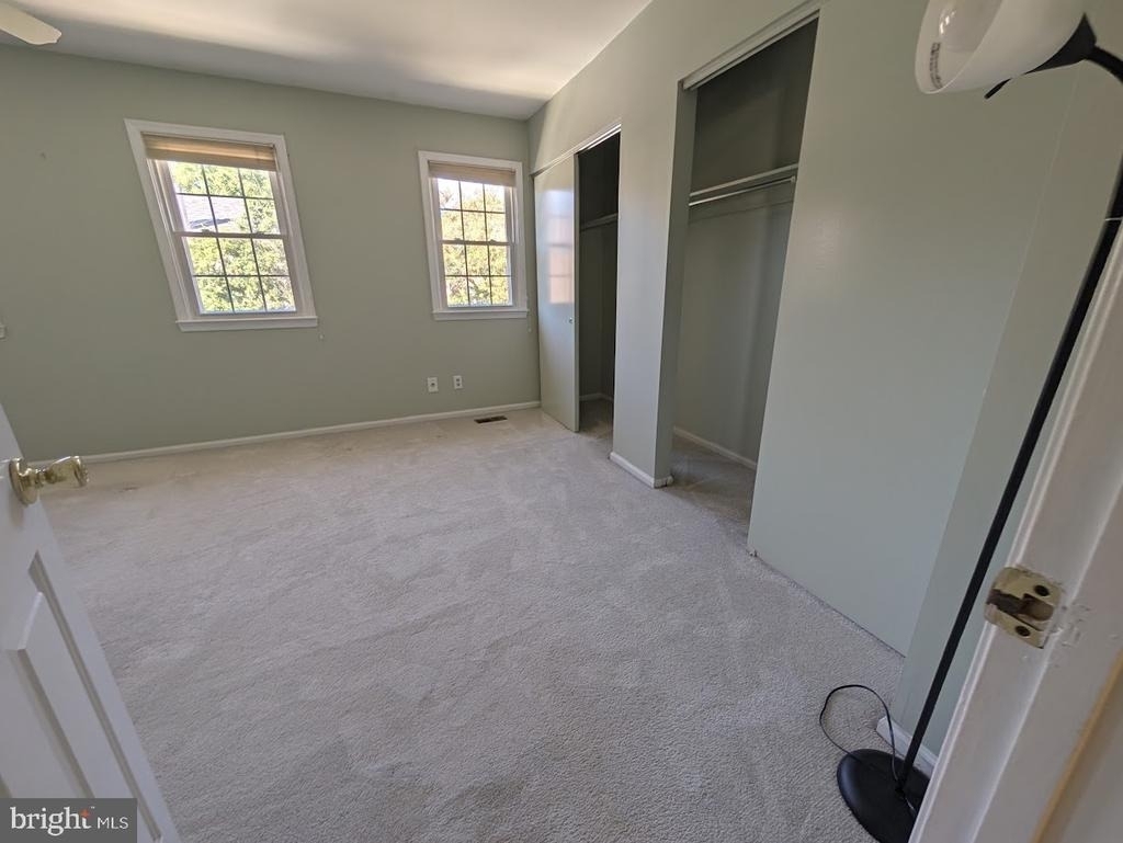 8241 Clifton Farm Court - Photo 22