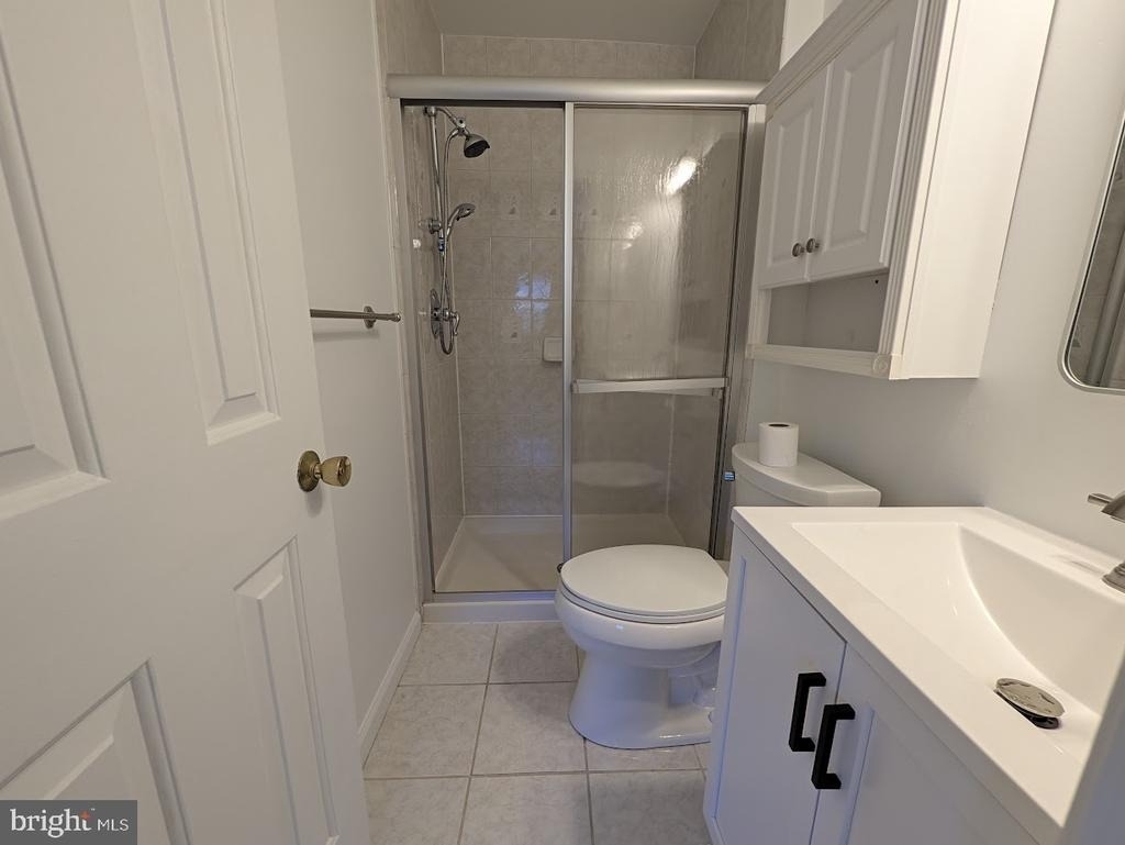 8241 Clifton Farm Court - Photo 27
