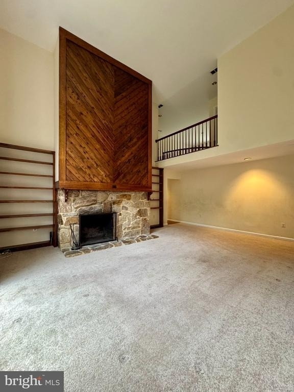 8470 Clover Leaf Drive - Photo 2