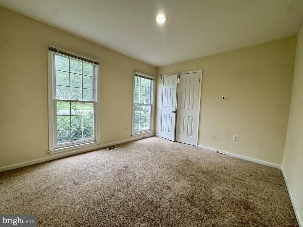 8470 Clover Leaf Drive - Photo 19
