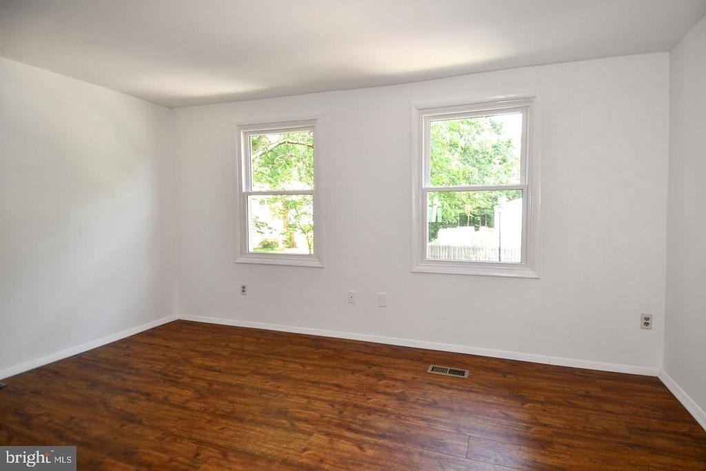 8335 Windfall Road - Photo 21