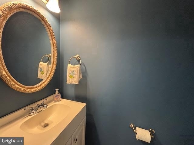 8335 Windfall Road - Photo 10