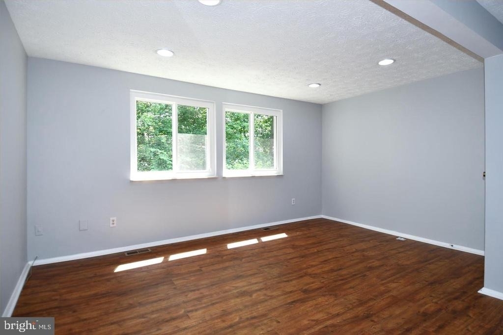 8335 Windfall Road - Photo 14