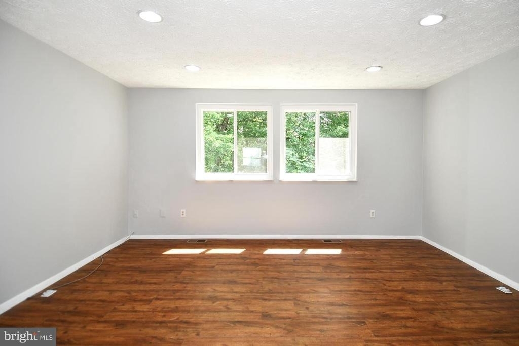 8335 Windfall Road - Photo 7