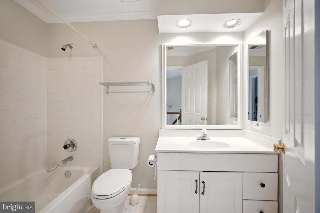 10189 Castlewood Lane - Photo 20
