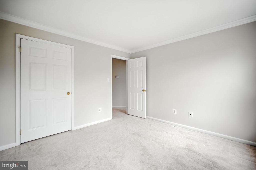 10189 Castlewood Lane - Photo 28