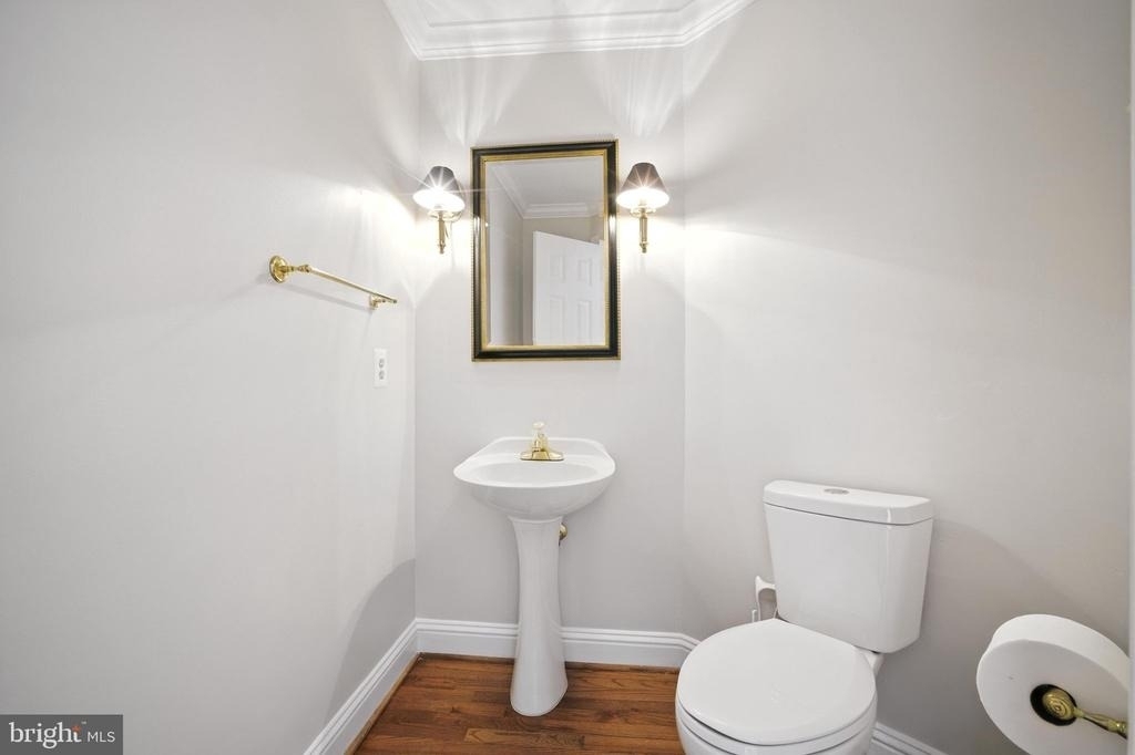 10189 Castlewood Lane - Photo 18