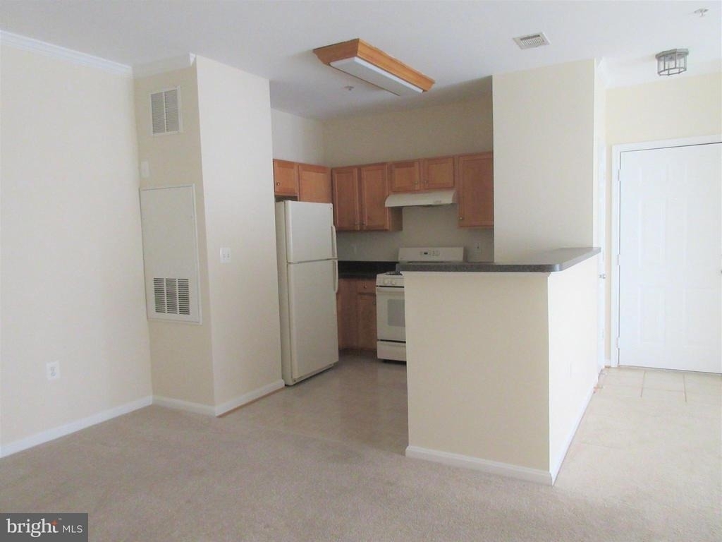 5109 Travis Edward Way - Photo 6