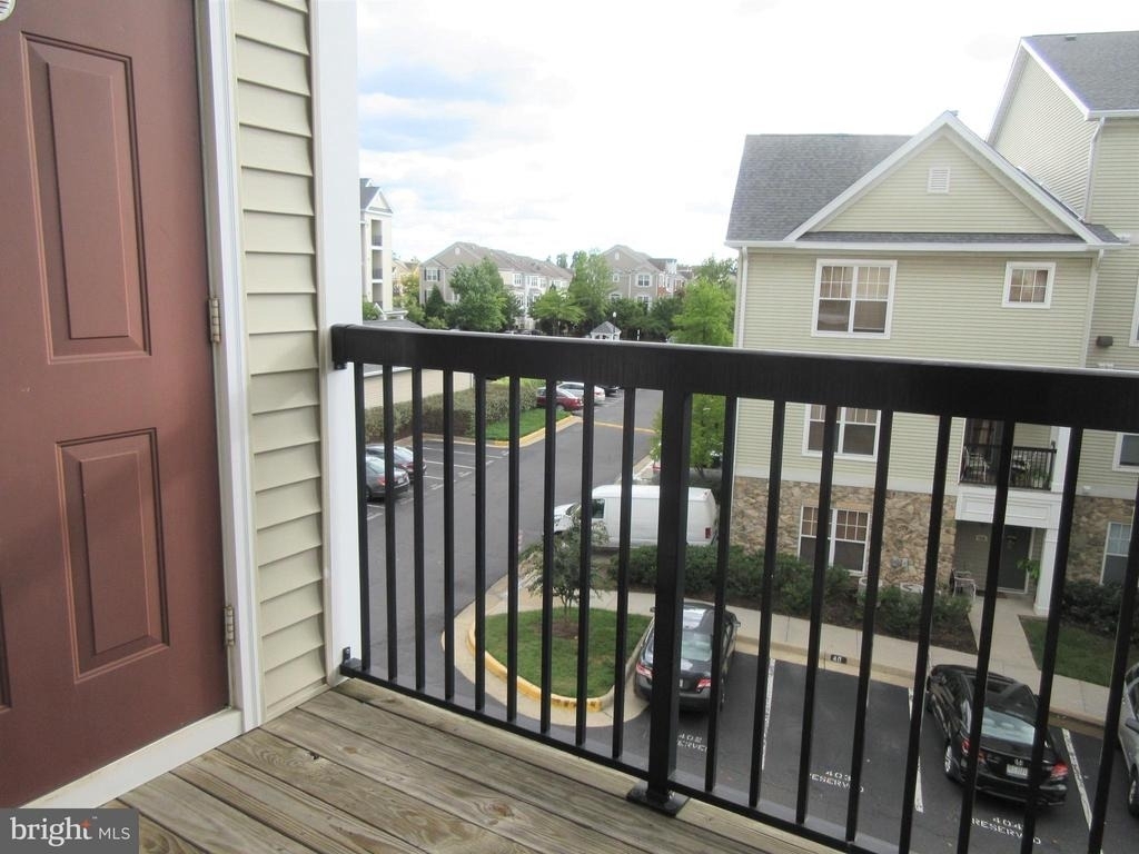 5109 Travis Edward Way - Photo 0