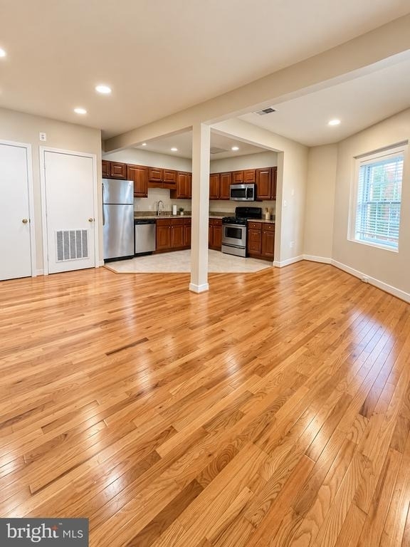 209 Hanover Street - Photo 4