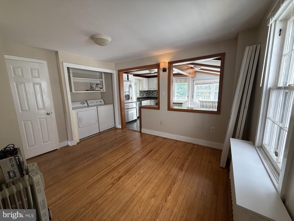 2112 N Edison Street N - Photo 8
