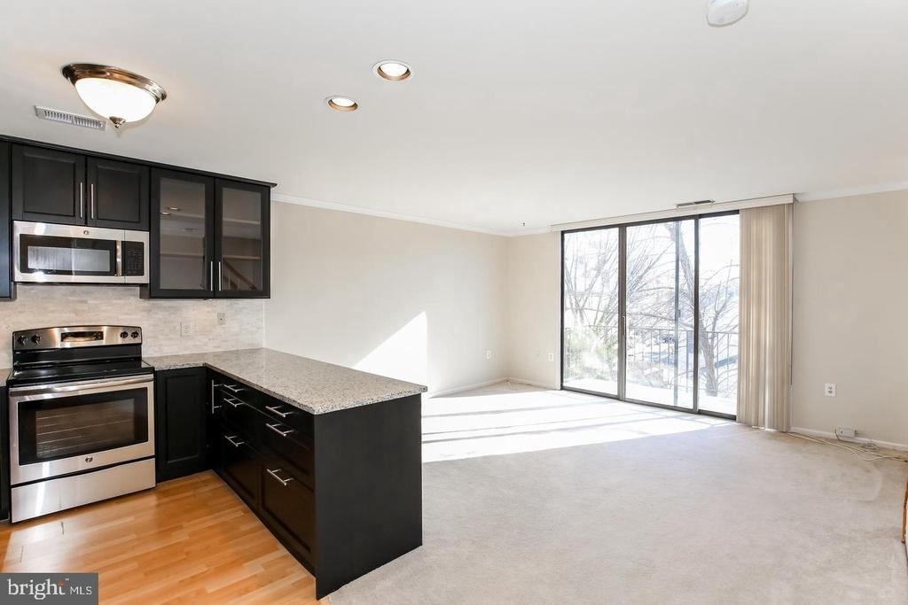 947 S Scott Street - Photo 1