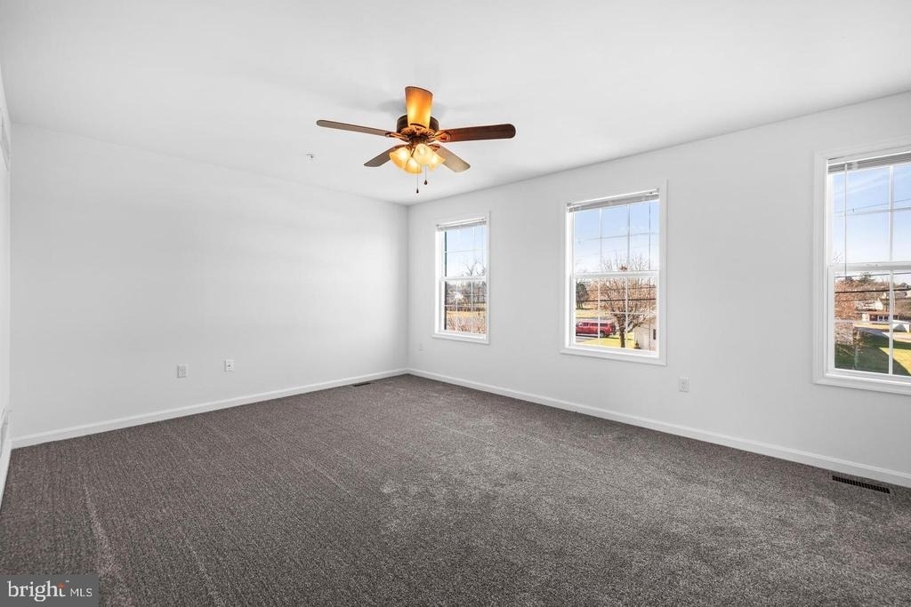 16 Breezewood Drive - Photo 18