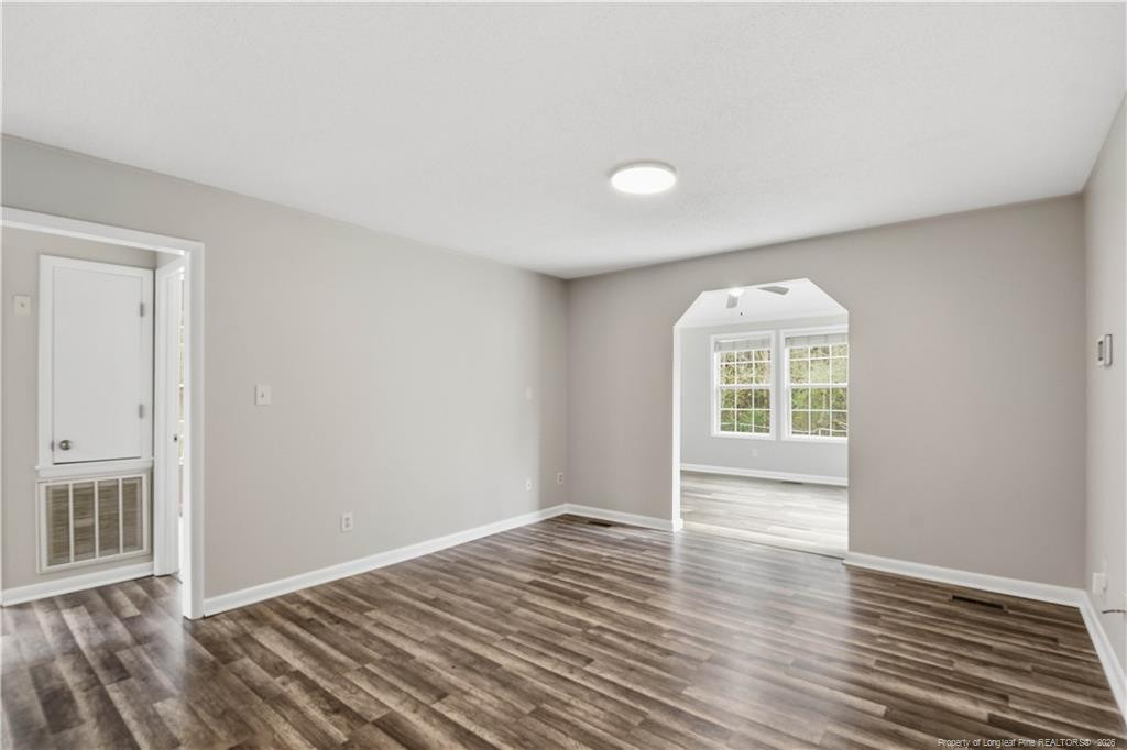 6813 Foxton Court - Photo 8