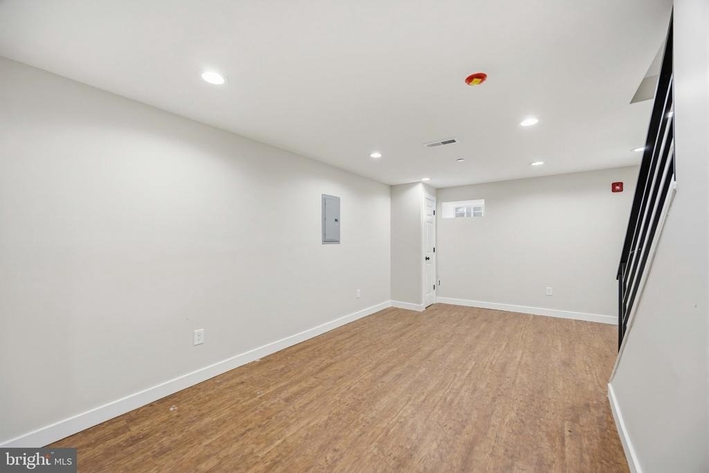 2816 Cecil B Moore Avenue - Photo 20