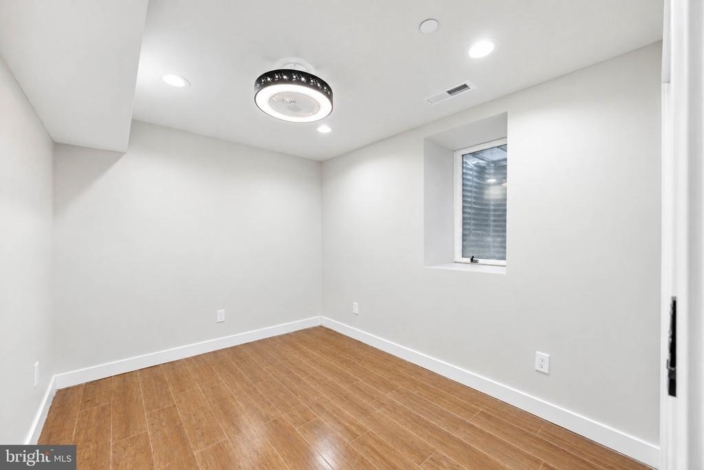 2816 Cecil B Moore Avenue - Photo 22
