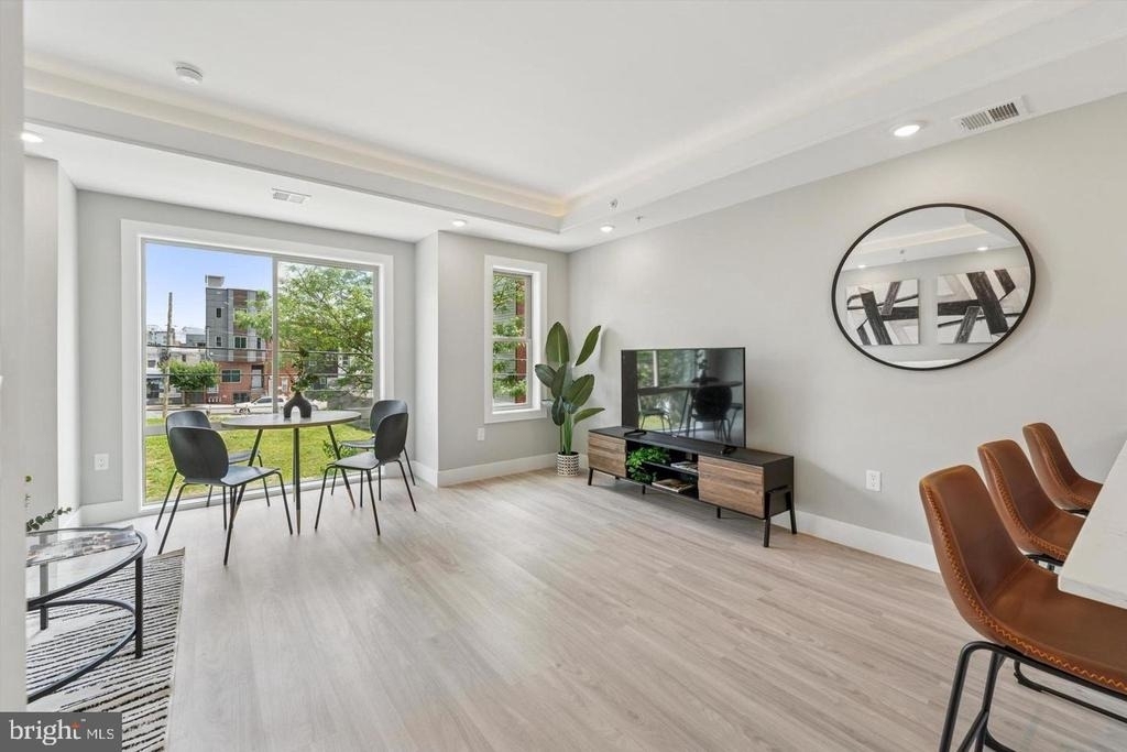2401 N 2nd Street - Photo 8