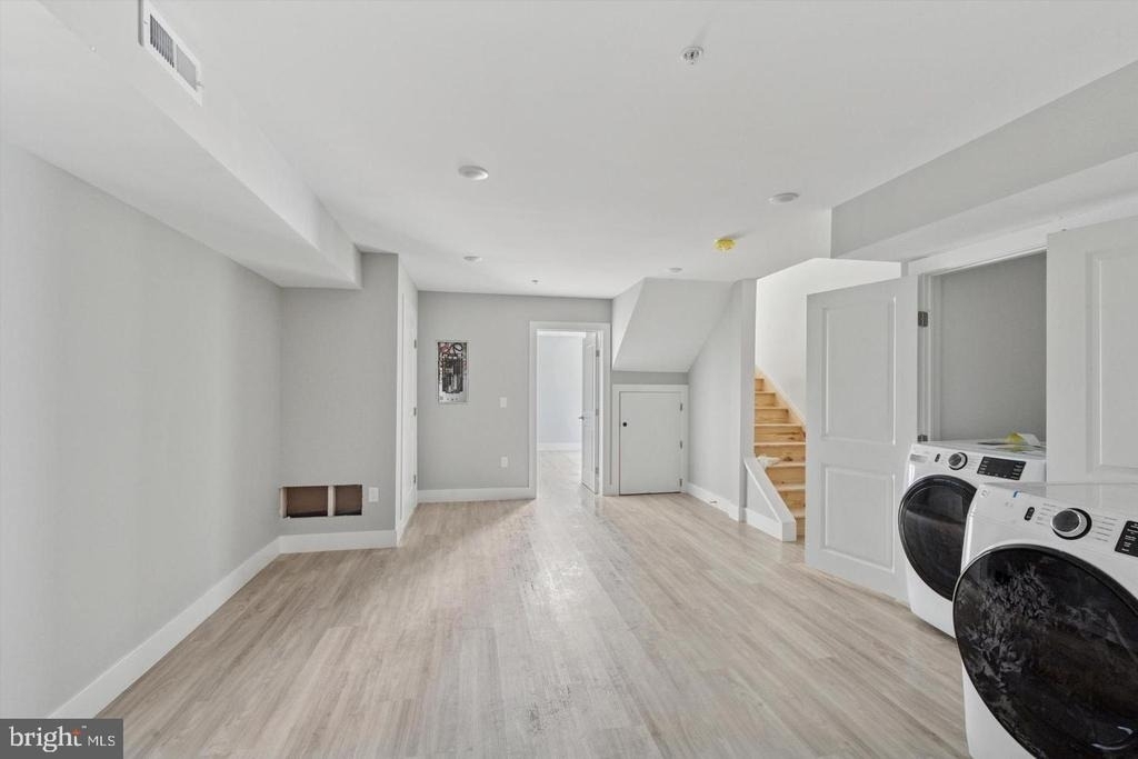 2401 N 2nd Street - Photo 0