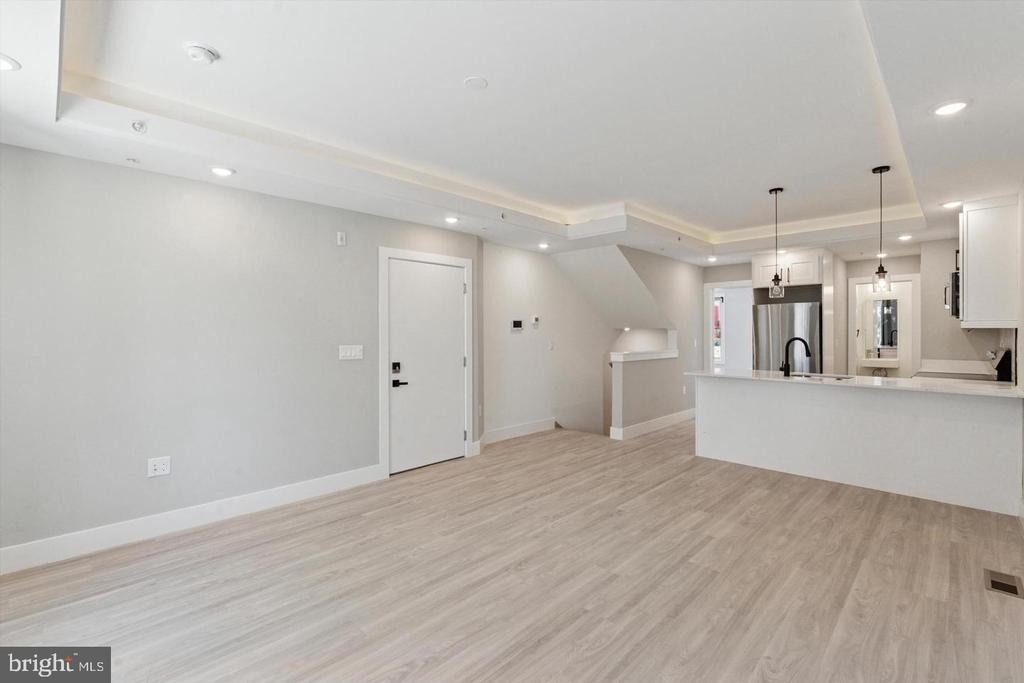 2401 N 2nd Street - Photo 1