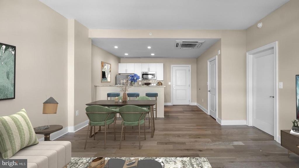 235 N Columbus Boulevard - Photo 11