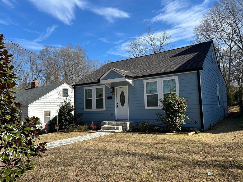 514 Spruce Street - Photo 0