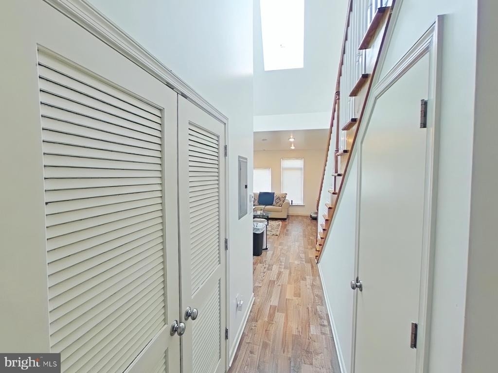 6619 Ridge Ave - Photo 0