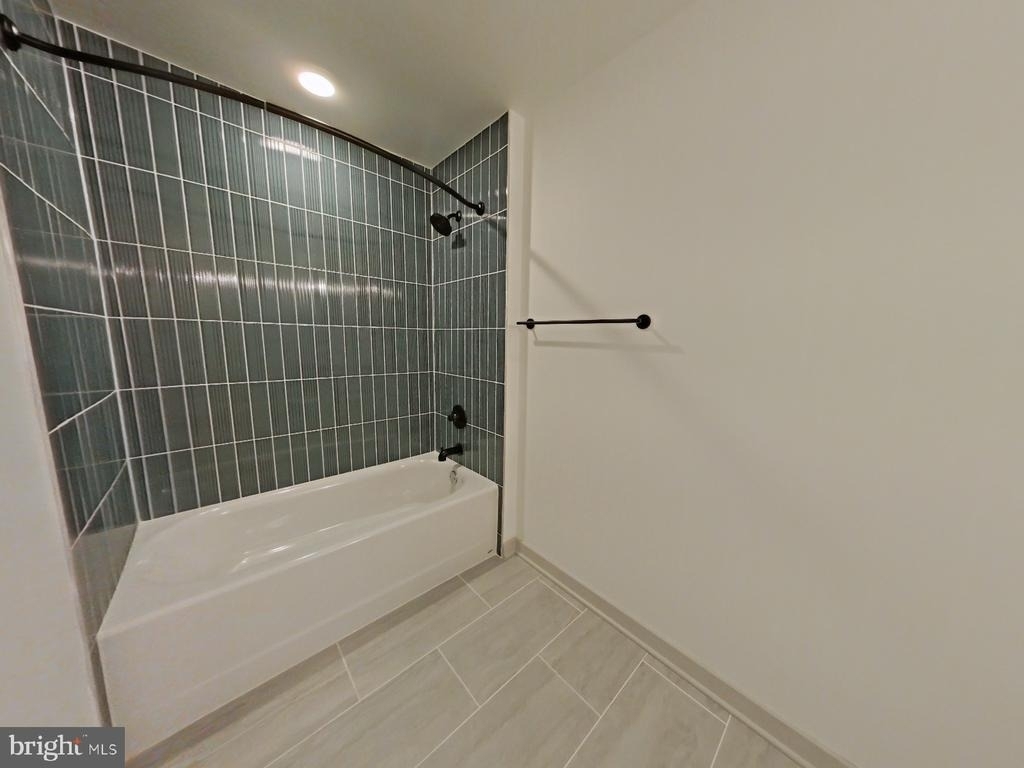 6237 Germantown Avenue - Photo 9
