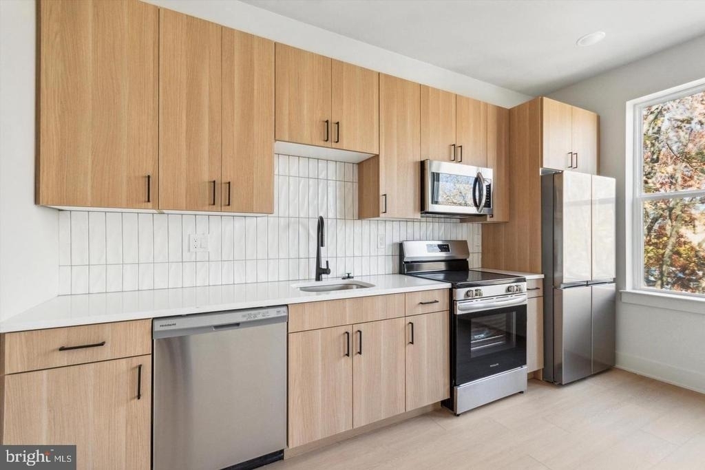 5521 Wayne Avenue - Photo 7